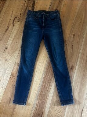 Modern American high rise skinny jean sz 27